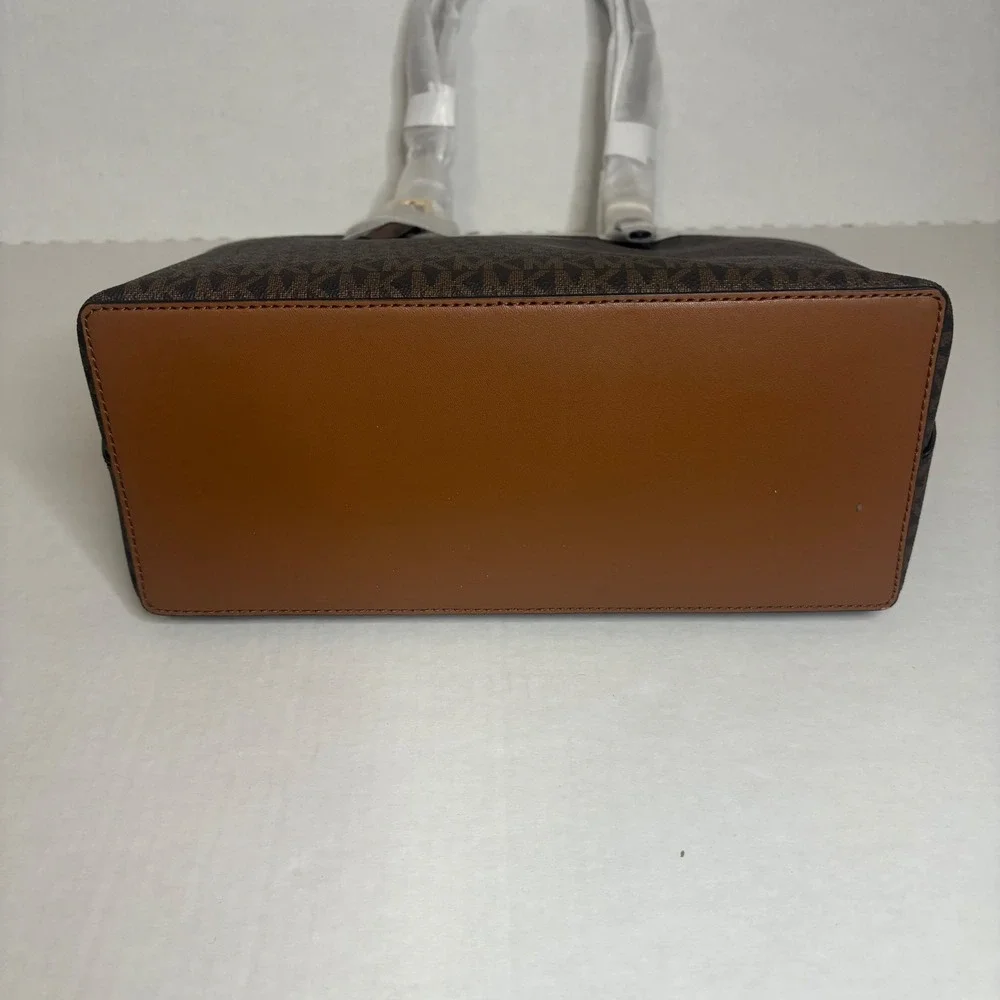 Michael Kors Jet Set Travel Tote Bag Purse Brown Carryall Shoulder Bag‎